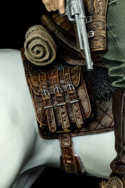 Arthur Morgan & Horse Diorama &ndash; RDR2 | Exclusive Hand-Painted Figure, Painted, L (36cm)