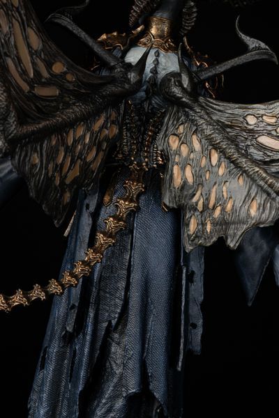 Lilith Collectible Figure (Diablo IV) &mdash; Premium Art Statue, Painted, M (30cm)