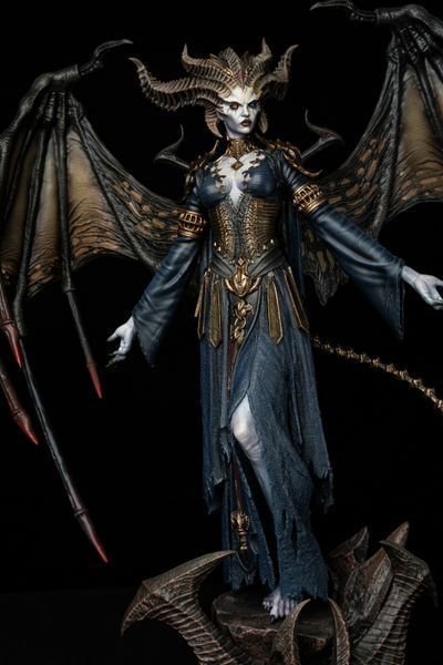 Lilith Collectible Figure (Diablo IV) &mdash; Premium Art Statue, Painted, M (30cm)