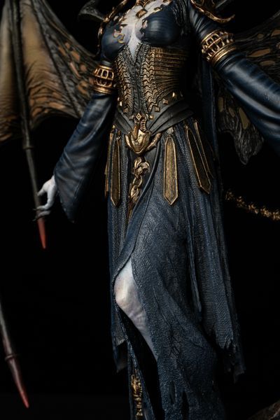 Lilith Collectible Figure (Diablo IV) &mdash; Premium Art Statue, Painted, M (30cm)