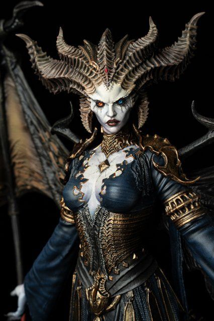 Lilith Collectible Figure (Diablo IV) &mdash; Premium Art Statue, Painted, M (30cm)