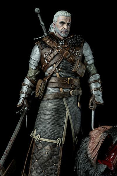 Geralt of Rivia Collectible Figure (Ursine Armor) &mdash; The WItcher &mdash; Hearts of Stone & Toxicity Edition, Painted, L (28cm)