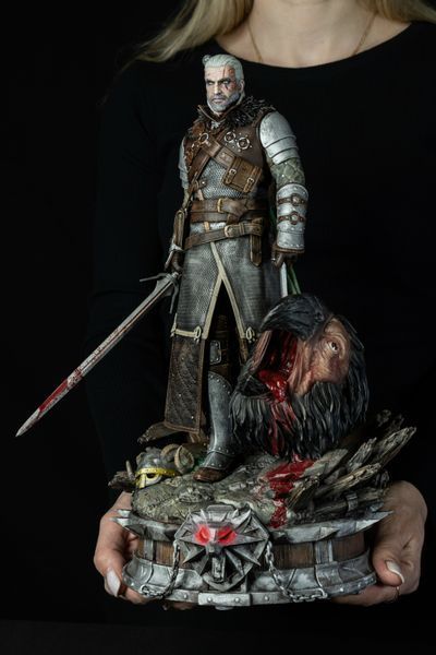 Geralt of Rivia Collectible Figure (Ursine Armor) &mdash; The WItcher &mdash; Hearts of Stone & Toxicity Edition, Painted, L (28cm)