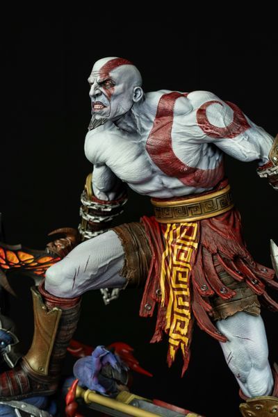 Kratos Collectible Figure (God of War) &mdash; Kratos Figure, Painted, S (25cm)