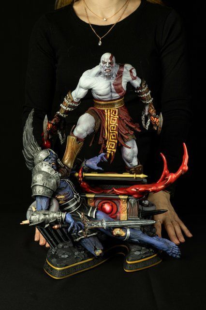 Kratos Collectible Figure (God of War) &mdash; Kratos Figure, Painted, S (25cm)