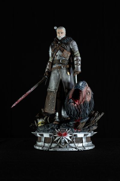 Geralt of Rivia Collectible Statue &mdash; The Witcher, Painted, L (28cm)