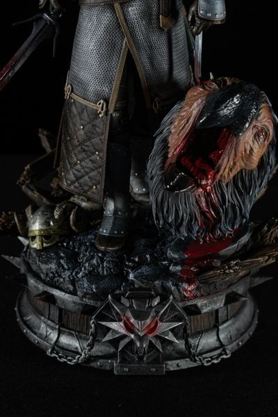 Geralt of Rivia Collectible Statue &mdash; The Witcher, Painted, L (28cm)