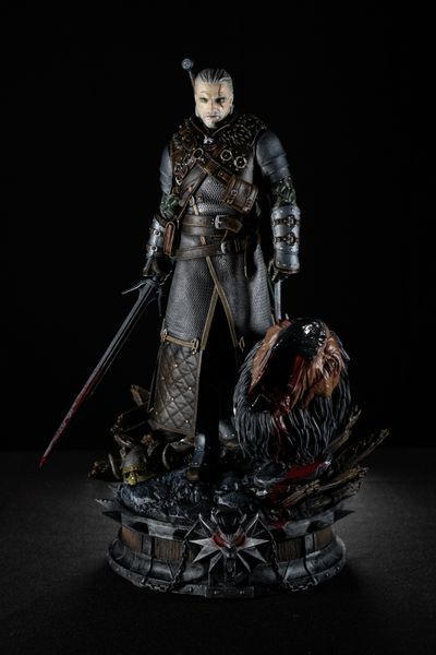 Geralt of Rivia Collectible Statue &mdash; The Witcher, Painted, L (28cm)