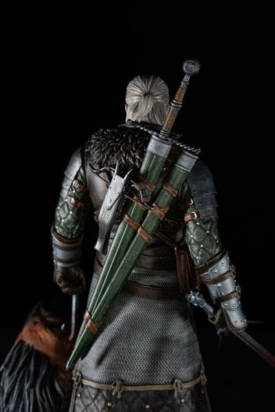 Geralt of Rivia Collectible Statue &mdash; The Witcher, Painted, L (28cm)