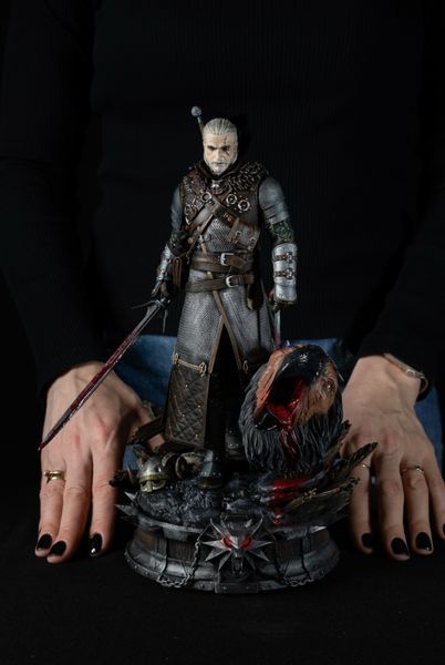 Geralt of Rivia Collectible Statue &mdash; The Witcher, Painted, L (28cm)