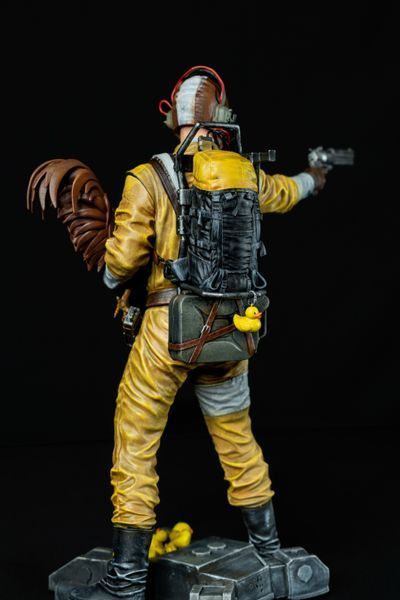 Коллекционная фигурка Raider with Scrappy (ARC Raiders) Raider with Scrappy Collectible Figure (ARC Raiders) фото