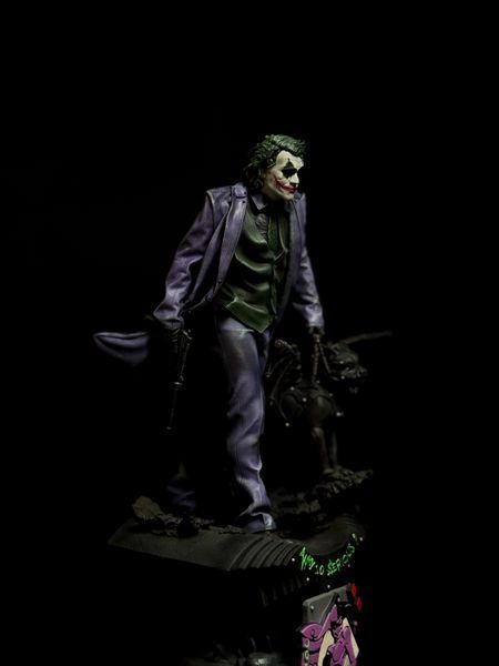Джокер &mdash; фигурка в стиле Хита Леджера | Коллекционная ручная работа Joker &ndash; Heath Ledger Edition фото