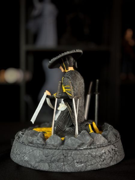 Эксклюзивная коллекционная фигура из Ghost of Yotei. Ghost of yotei rock3d фото