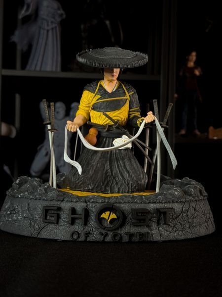 Эксклюзивная коллекционная фигура из Ghost of Yotei. Ghost of yotei rock3d фото