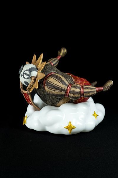 Esquie Diorama toy with cloud lighting &ndash; Clair Obscur: Expedition 33, Unpainted, Standart 13cm