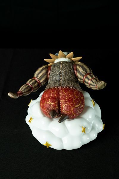 Esquie Diorama toy with cloud lighting &ndash; Clair Obscur: Expedition 33, Unpainted, Standart 13cm