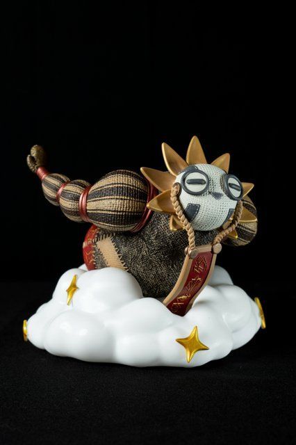 Esquie Diorama toy with cloud lighting &ndash; Clair Obscur: Expedition 33, Unpainted, Standart 13cm