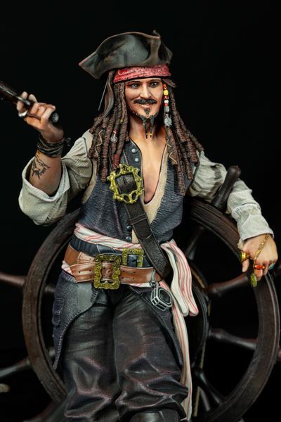 Captain Jack Sparrow Collectible Figure (Pirates of the Caribbean), Painted, L (36cm)
