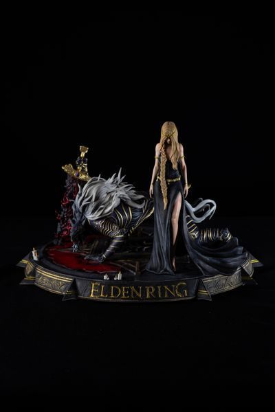 Коллекционная диорама Маликет и Марика &mdash; Elden Ring Maliketh & Marika Diorama &mdash; Elden Ring Collectible Statue фото