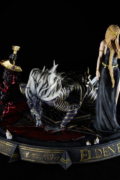 Коллекционная диорама Маликет и Марика &mdash; Elden Ring Maliketh & Marika Diorama &mdash; Elden Ring Collectible Statue фото