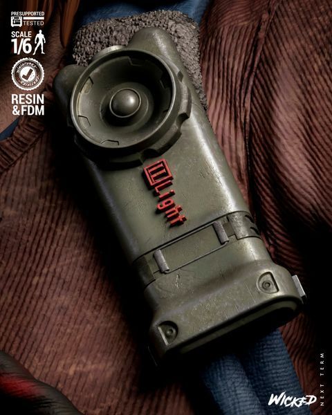 Колекційна фігурка Ellie (The Last of Us) &mdash; Scale 1/6 Ellie Collectible Figure (The Last of Us) &mdash; 1/6 Scale фото