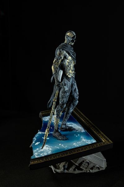Коллекционная фигурка Куратор (Ренуар) &mdash; Clair Obscur: Expedition 33 Renoir (The Curator) Collectible Figure &mdash; Clair Obscur: Expedition 33 фото