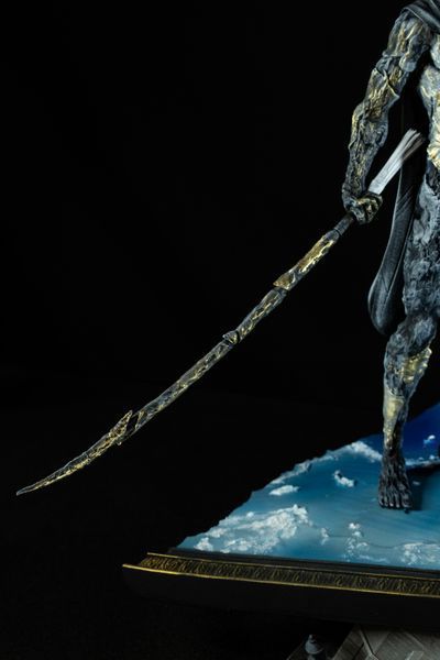 Коллекционная фигурка Куратор (Ренуар) &mdash; Clair Obscur: Expedition 33 Renoir (The Curator) Collectible Figure &mdash; Clair Obscur: Expedition 33 фото