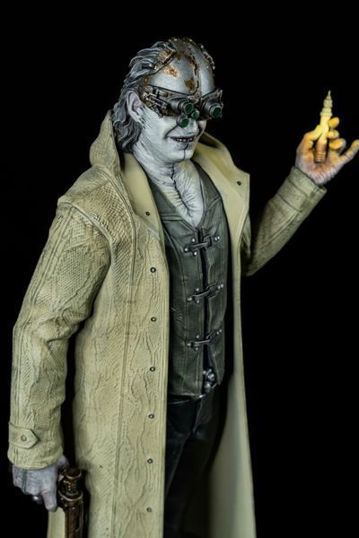 Виктор Гидеон (Victor Gideon) &mdash; Эксклюзивная фигурка антагониста из Resident Evil: Requiem Victor Gideon &mdash; Exclusive Antagonist Figure from Resident Evil: Requiem фото