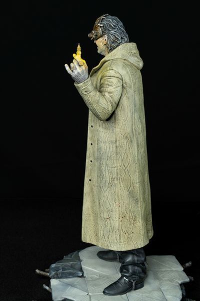 Виктор Гидеон (Victor Gideon) &mdash; Эксклюзивная фигурка антагониста из Resident Evil: Requiem Victor Gideon &mdash; Exclusive Antagonist Figure from Resident Evil: Requiem фото