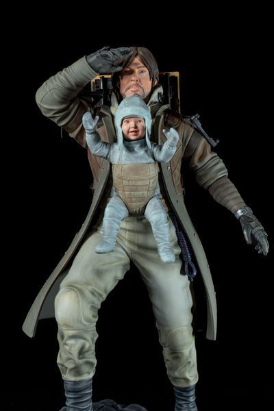 Sam Porter Bridges & Lou Collectible Figure &mdash; Death Stranding, Painted, SM (25cm)