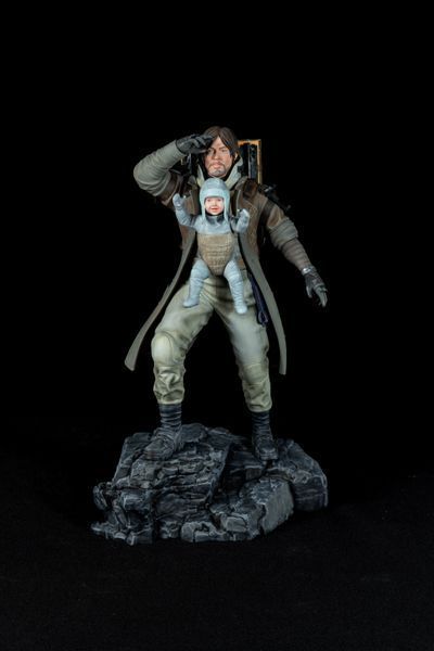 Sam Porter Bridges & Lou Collectible Figure &mdash; Death Stranding, Painted, SM (25cm)