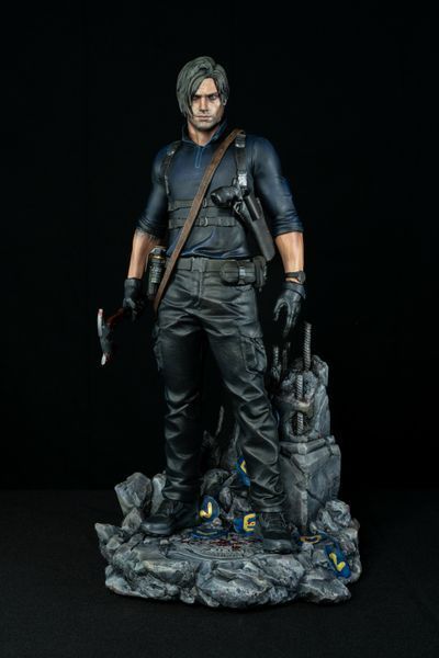 Leon S. Kennedy Collectible Figure &mdash; Resident Evil Requiem, Painted, S (20cm)