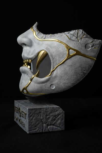 Коллекционная маска Ацу (Ghost of Yotei) &mdash; Atsu Mask Replica Atsu Mask Collectible (Ghost of Yotei) &mdash; Atsu Mask Replica фото